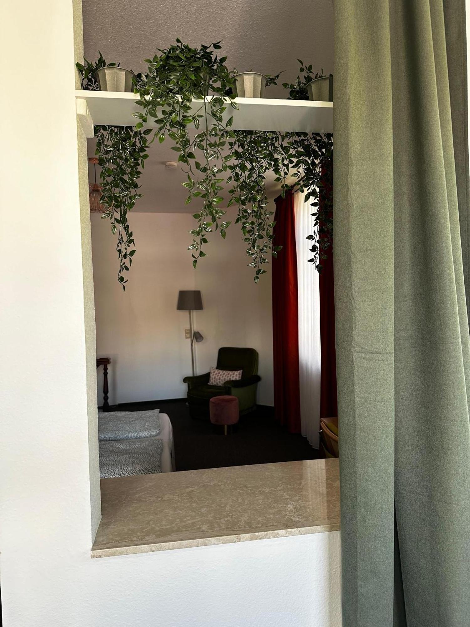 Maisonettewohnung Im Loft Stil Mit Wunderschoener Terrasse Karlsruhe Exterior foto