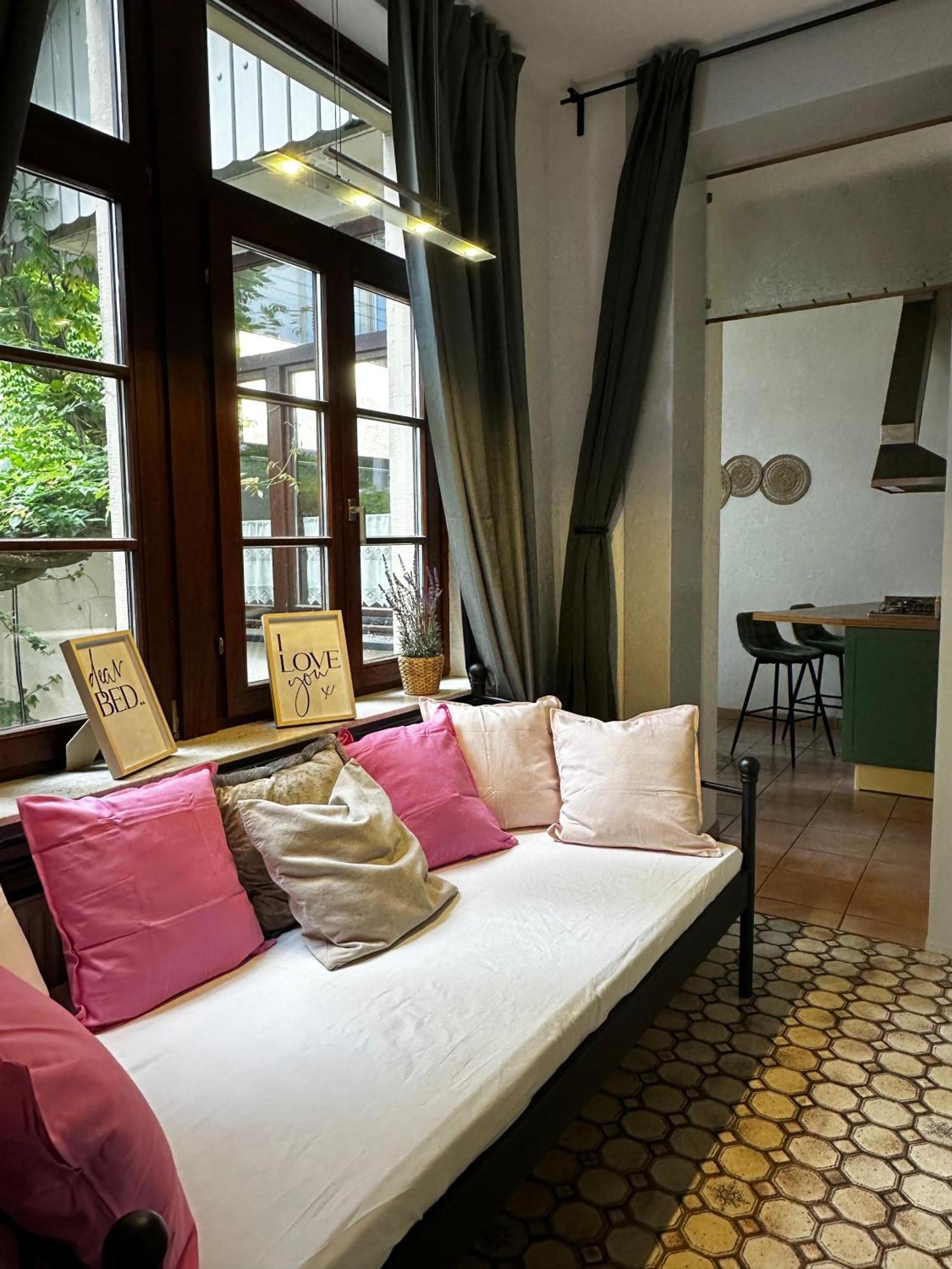Maisonettewohnung Im Loft Stil Mit Wunderschoener Terrasse Karlsruhe Exterior foto