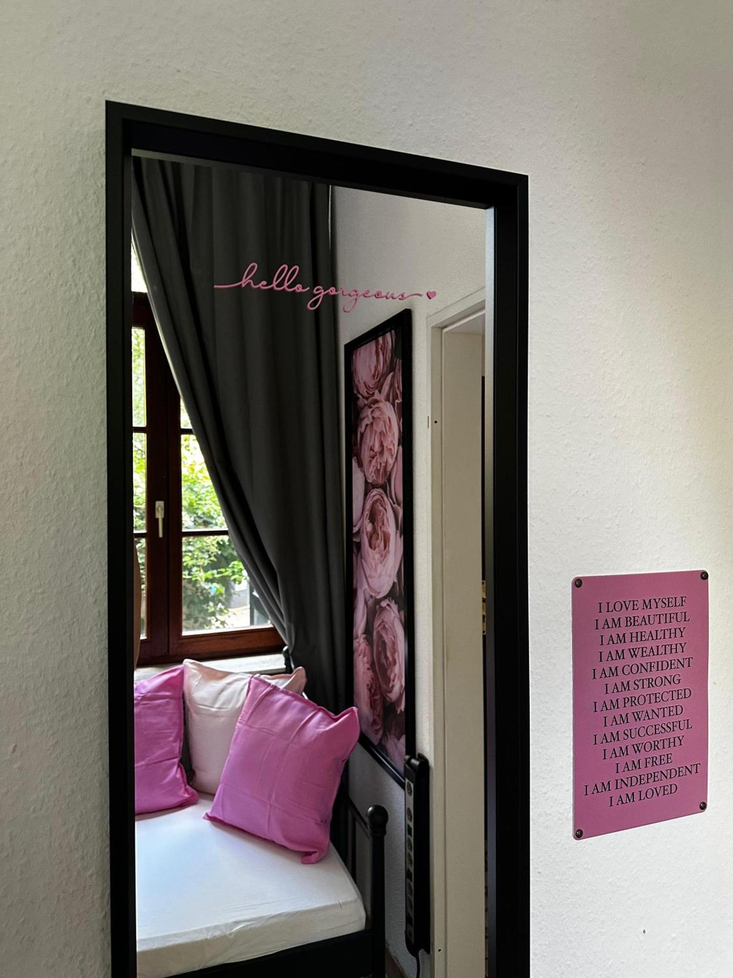 Maisonettewohnung Im Loft Stil Mit Wunderschoener Terrasse Karlsruhe Exterior foto